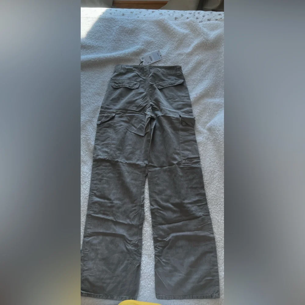 Zara pants - Picture 3 of 8